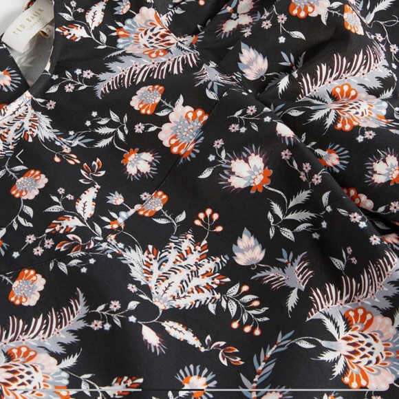 Excellent Conditions Ted Baker Size 1 Aimil
Puff shoulder yoked top - Picture 4 of 6